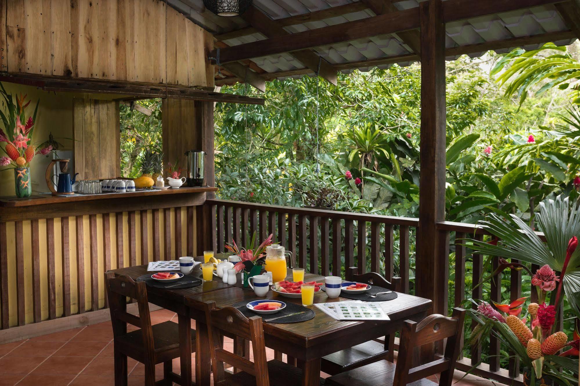 بيجاغوا Casitas Tenorio B&B And Farm المظهر الخارجي الصورة